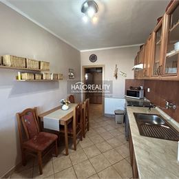 Predaj, trojizbový byt Prievidza, Staré Sídlisko - EXKLUZÍVNE HALO REALITY