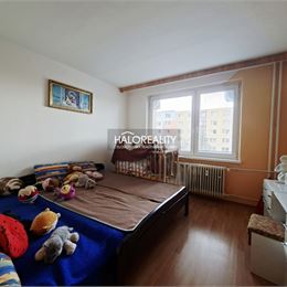 REZERVOVANÉ - Predaj, trojizbový byt Spišská Nová Ves, Tarča - EXKLUZÍVNE HALO REALITY