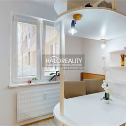 Predaj, štvorizbový byt Žiar nad Hronom - EXKLUZÍVNE HALO REALITY