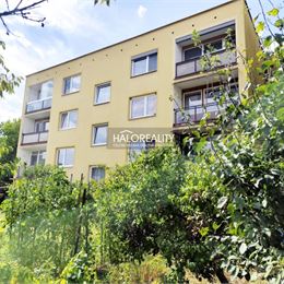 Predaj, trojizbový byt Hliník nad Hronom, so záhradkou a parkovacím miestom - Pionierov - EXKLUZÍVNE HALO
