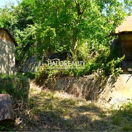 Predaj, rodinný dom Pernek - EXKLUZÍVNE HALO REALITY