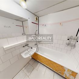 Predaj, dvojizbový byt Liptovský Hrádok, Slnečný