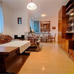 REZERVOVANÉ - Predaj, dvojizbový byt Hrnčiarovce nad Parnou - EXKLUZÍVNE HALO REALITY