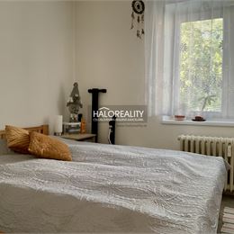 Predaj, trojizbový byt Brezno