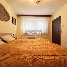 Predaj, rodinný dom Komárno, pokojná lokalita, prístup z dvoch ulíc - EXKLUZÍVNE HALO REALITY