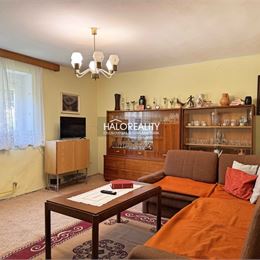 Predaj, rodinný dom Komárno, pokojná lokalita, prístup z dvoch ulíc - EXKLUZÍVNE HALO REALITY