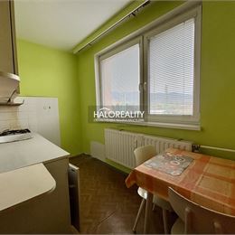 Predaj, trojizbový byt Rožňava - ZNÍŽENÁ CENA - EXKLUZÍVNE HALO REALITY