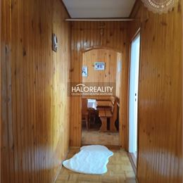 REZERVOVANÉ - Predaj, dvojizbový byt Trebišov, S GARÁŽOU - EXKLUZÍVNE HALO REALITY