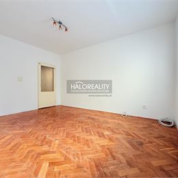 REZERVOVANÉ - Predaj, dvojizbový byt Nové Zámky - ZNÍŽENÁ CENA - EXKLUZÍVNE HALO REALITY