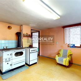 Predaj, chalupa Hrušov - EXKLUZÍVNE HALO REALITY