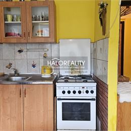 REZERVOVANÉ - Predaj, jednoizbový byt Banská Štiavnica - ZNÍŽENÁ CENA - EXKLUZÍVNE HALO REALITY