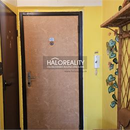 REZERVOVANÉ - Predaj, jednoizbový byt Banská Štiavnica - ZNÍŽENÁ CENA - EXKLUZÍVNE HALO REALITY