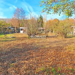 Predaj, záhradný pozemok 875 m² Svätý Jur, Záhrada - EXKLUZÍVNE HALO REALITY