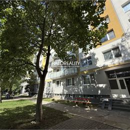 REZERVOVANÉ - Predaj, jednoizbový byt Partizánske, Luhy, Malá Okružná - EXKLUZÍVNE HALO REALITY