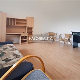 Predaj, trojizbový byt Dulovce