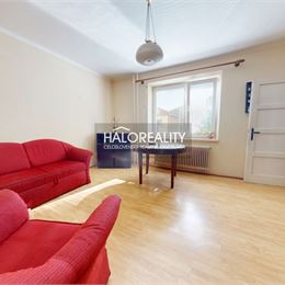 Predaj, trojizbový byt Revúca, s garážou - EXKLUZÍVNE HALO REALITY