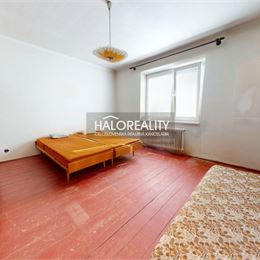 Predaj, trojizbový byt Revúca, s garážou - EXKLUZÍVNE HALO REALITY