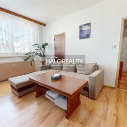 Predaj, trojizbový byt Revúca - ZNÍŽENÁ CENA - EXKLUZÍVNE HALO REALITY