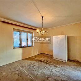 Predaj, rodinný dom Ondrejovce, pripravený na rekonštrukciu, s priestranným pozemkom - EXKLUZÍVNE HALO REALITY
