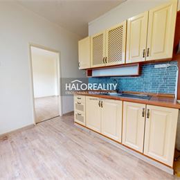 Predaj, jednoizbový byt Rimavská Sobota, Tržná - ZNÍŽENÁ CENA - EXKLUZÍVNE HALO REALITY