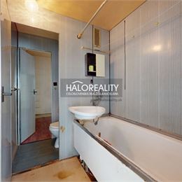 REZERVOVANÉ - Predaj, trojizbový byt Hnúšťa, Likier, Vladimíra Clementisa - EXKLUZÍVNE HALO REALITY