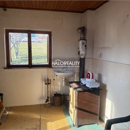 Predaj, chalupa Partizánske, Veľké Bielice, Hôrka - EXKLUZÍVNE HALO REALITY