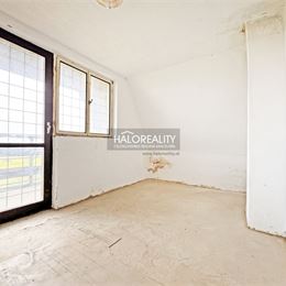 Predaj, chata Kamenný Most, viničný domček s vinicou na pozemku o rozlohe 3449 m² - ZNÍŽENÁ CENA - EXKLUZÍVNE