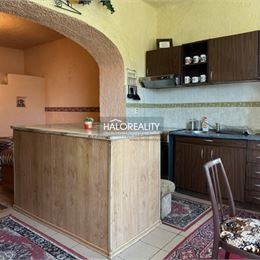 REZERVOVANÉ - Predaj, rodinný dom Veľké Trakany - ZNÍŽENÁ CENA - EXKLUZÍVNE HALO REALITY