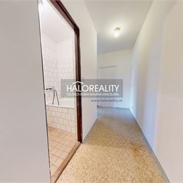 Predaj, jednoizbový byt Revúca, Ivana Krasku - ZNÍŽENÁ CENA - EXKLUZÍVNE HALO REALITY