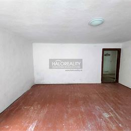 Predaj, rodinný dom Utekáč - ZNÍŽENÁ CENA - EXKLUZÍVNE HALO REALITY