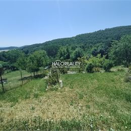 Predaj, rekreačný pozemok Krupina, vhodný na stavbu chaty 396 m - EXKLUZÍVNE HALO REALITY