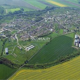 Predaj, pozemok pre rodinný dom 748 m² Bíňa - EXKLUZÍVNE HALO REALITY