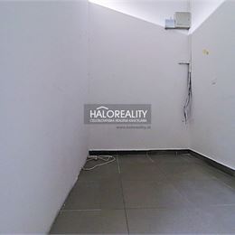 Prenájom, obchodný priestor Nové Zámky - EXKLUZÍVNE HALO REALITY