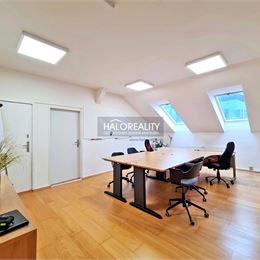 Prenájom, kancelársky priestor Bratislava Staré Mesto, 4 kancelárie 90,73 m²