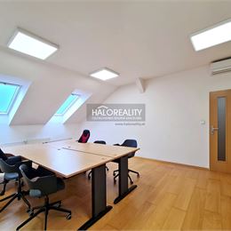 Prenájom, kancelársky priestor Bratislava Staré Mesto, 4 kancelárie 90,73 m²
