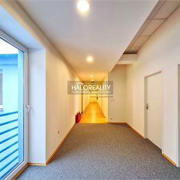 Prenájom, kancelársky priestor Bratislava Staré Mesto, 121,74 m²