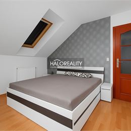 Prenájom, rodinný dom Cífer, s kompletným zariadením a vybavením - EXKLUZÍVNE HALO REALITY