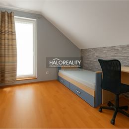 Prenájom, rodinný dom Cífer, s kompletným zariadením a vybavením - EXKLUZÍVNE HALO REALITY