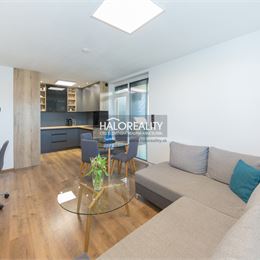 Prenájom, dvojizbový byt Bratislava Devínska Nová Ves, s predzáhradkou 119 m² a parkovacím státim -