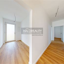 Prenájom, rodinný dom Baka - NOVOSTAVBA - EXKLUZÍVNE HALO REALITY
