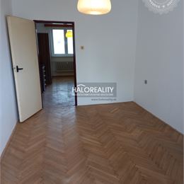 Prenájom, trojizbový byt Senica - EXKLUZÍVNE HALO REALITY