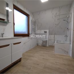 Prenájom, trojizbový byt - podkrovný Kolta, kvalitná kompletná rekonštrukcia