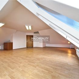 Prenájom, kancelársky priestor Bratislava Nové Mesto, Koliba, Ateliér 62,59 m²
