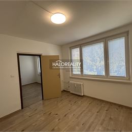 Prenájom, trojizbový byt Prievidza, Sídlisko Kopanice - EXKLUZÍVNE HALO REALITY