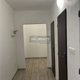 Prenájom, trojizbový byt Prievidza, Centrum