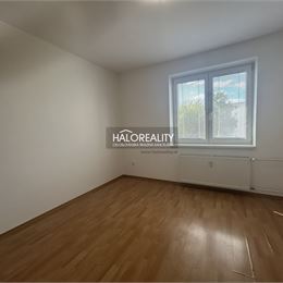 Prenájom, trojizbový byt Prievidza, Centrum