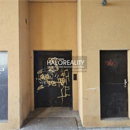 Prenájom, polyfunkcia/obchodné priestory Levice