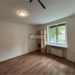 Prenájom, dvojizbový byt Handlová, 29. augusta