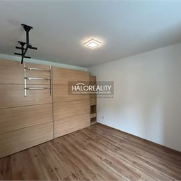 Prenájom, dvojizbový byt Handlová, 29. augusta