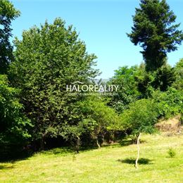 Predaj, pozemok pre rodinný dom 1000 m² Pernek - EXKLUZÍVNE HALO REALITY